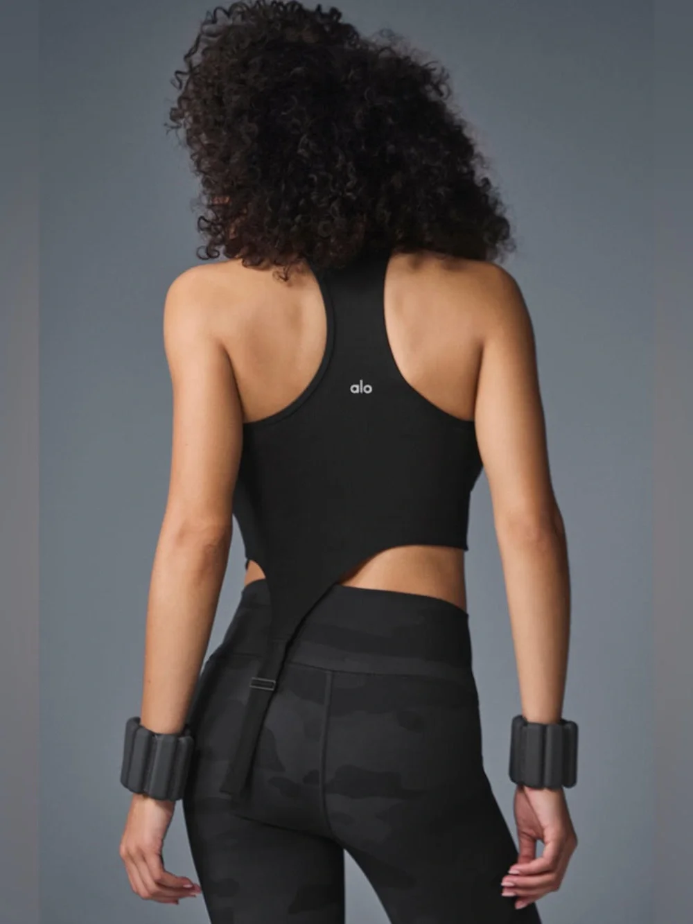 ALO Yoga Alosoft Ribbed Revelation Tank in Black - L